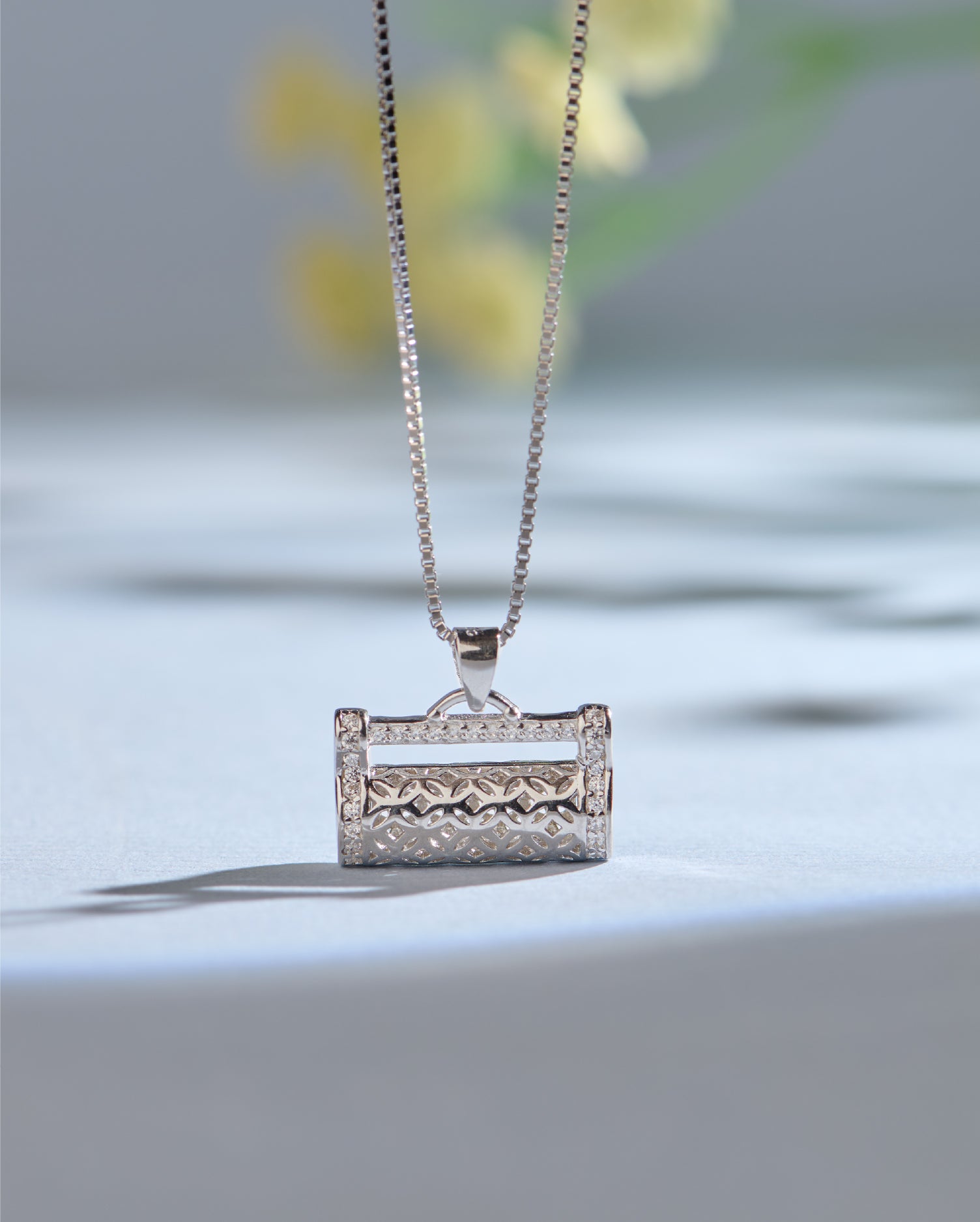 Elin Silver Chain Pendant