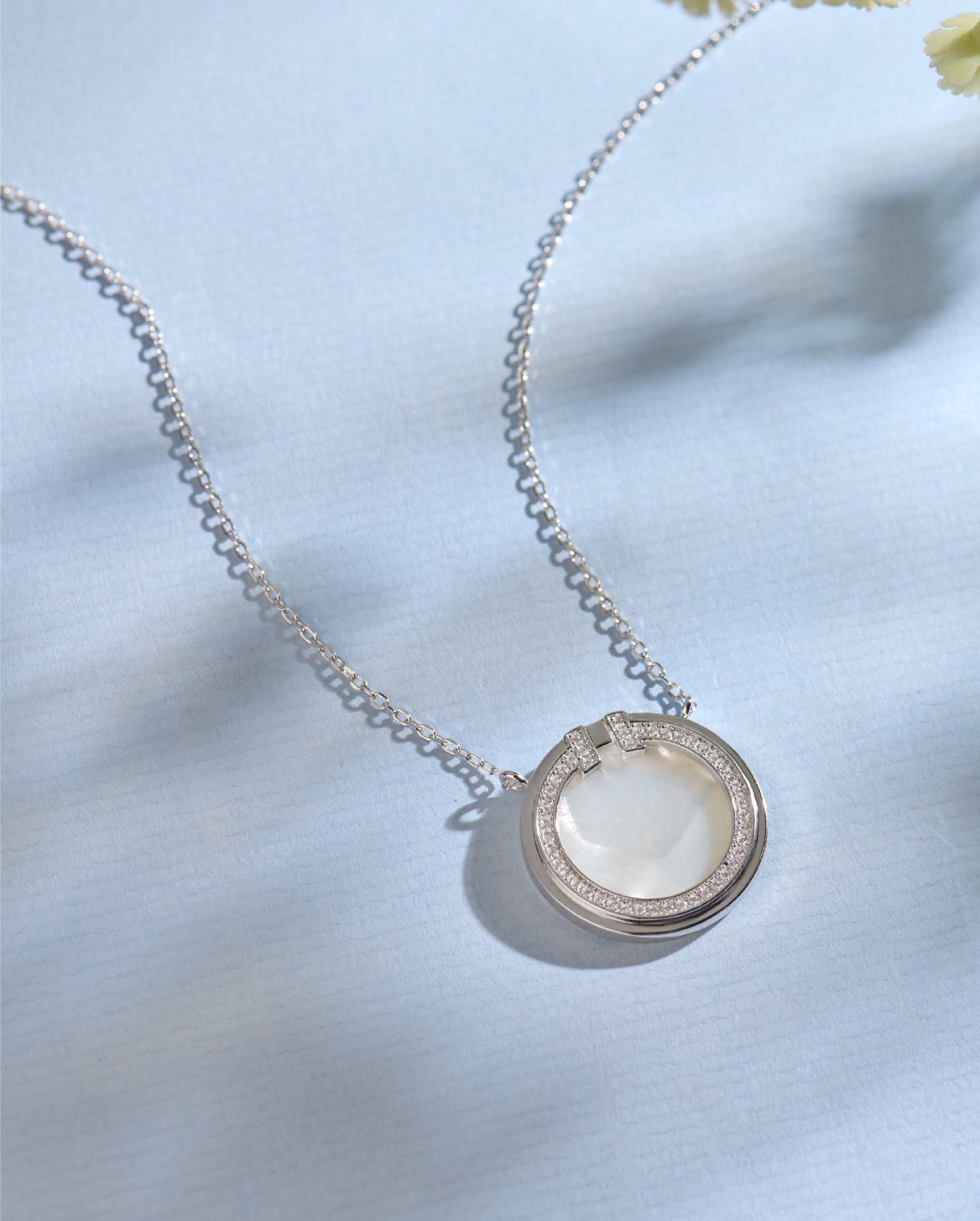 Nysa Silver Chain Pendant