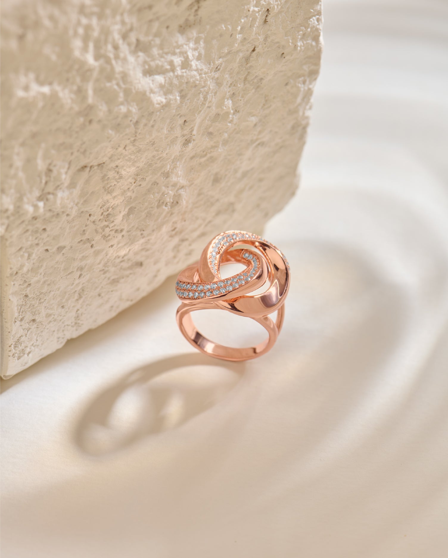 Lustra Rose Gold Ring