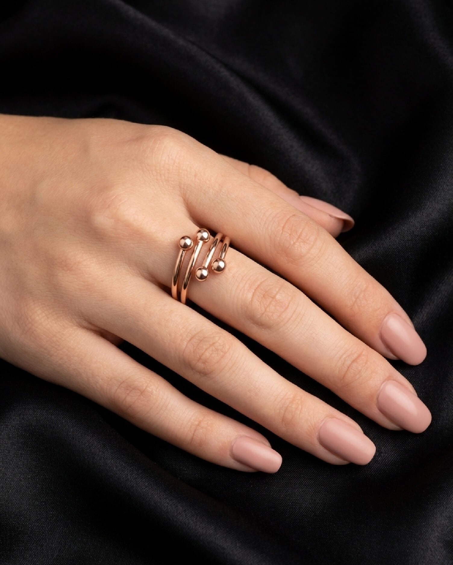 Loop Rose Gold Ring