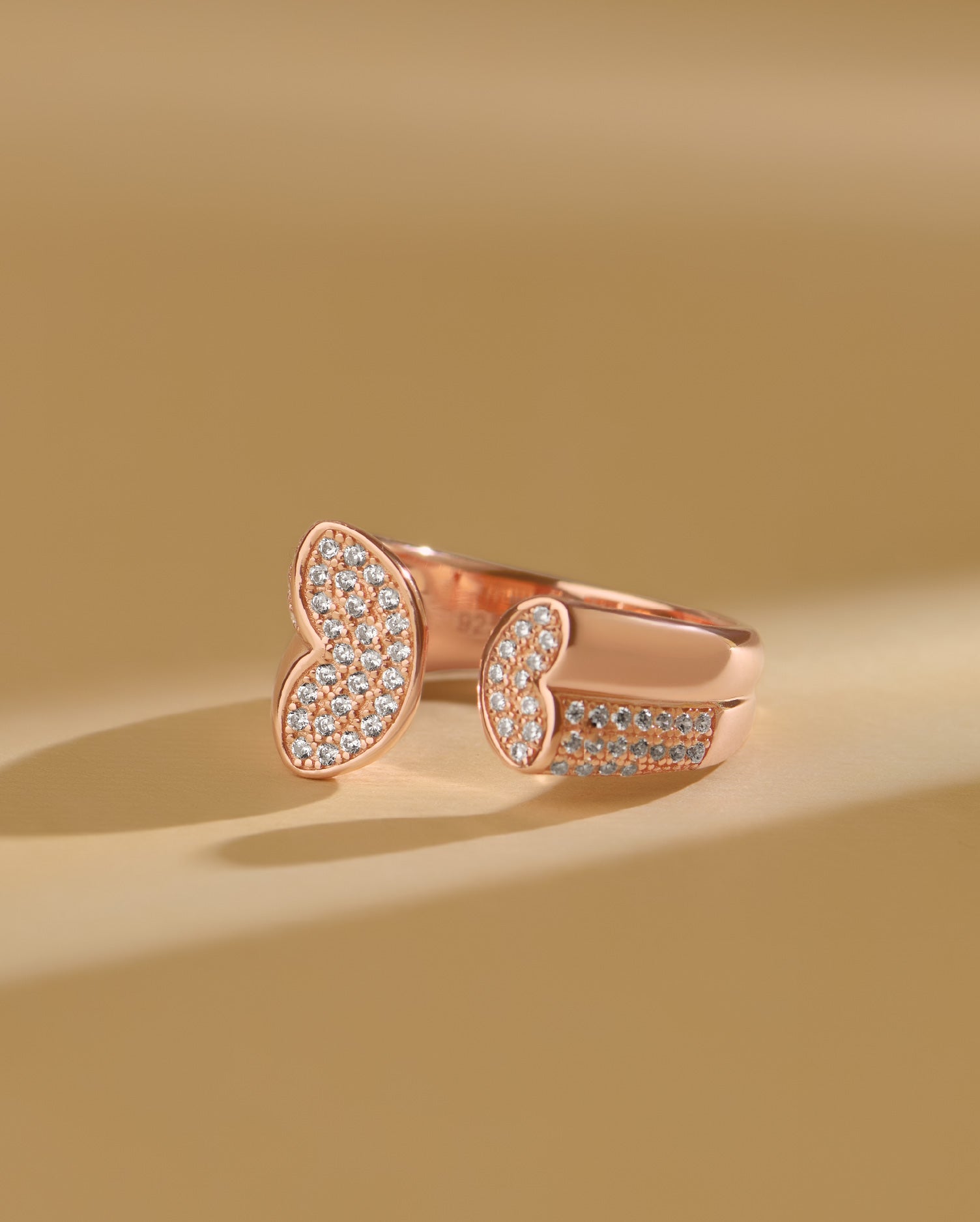 GlintEdge Rose Gold Ring